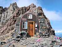 Camp Schurman Ranger Hut